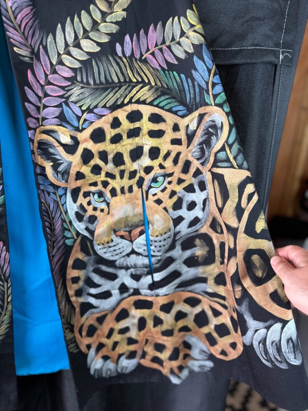 Sindashi Hand Painted Cape (One Size) - Picture 3 of 9